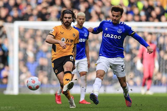 国王杯-莱万点射费尔明破门 巴萨3-2巴瓦斯特罗